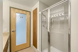 1221 SW 10th Ave, Portland, OR 97205 - Photo 29