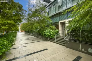 1221 SW 10th Ave, Portland, OR 97205 - Photo 43