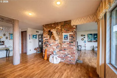 875 Signal Way, Coos Bay, OR 97420 - Photo 7