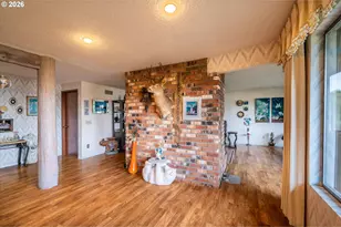 875 Signal Way, Coos Bay, OR 97420 - Photo 7