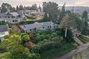 875 Signal Way, Coos Bay, OR 97420 - Photo 1