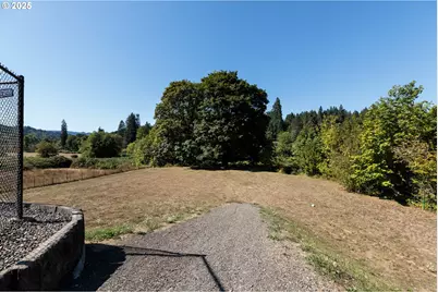 33279 SW Havlik Dr, Scappoose, OR 97056 - Photo 31