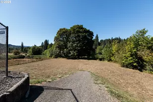 33279 SW Havlik Dr, Scappoose, OR 97056 - Photo 31