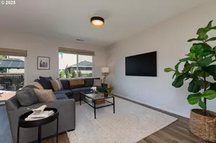 33279 SW Havlik Dr, Scappoose, OR 97056 - Photo 3