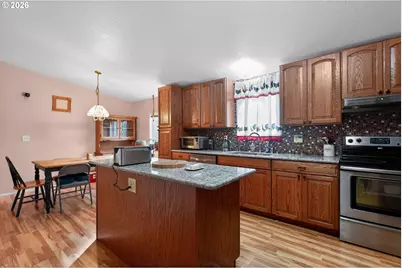 2597 SE 67th Ave, Hillsboro, OR 97123 - Photo 13