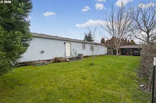 2597 SE 67th Ave, Hillsboro, OR 97123 - Photo 3