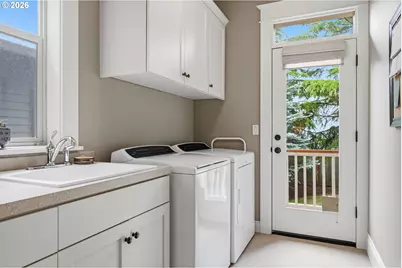 1634 SE Spokane St, Portland, OR 97202 - Photo 17