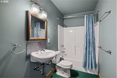 900 NE 81st Ave #207, Portland, OR 97213 - Photo 15