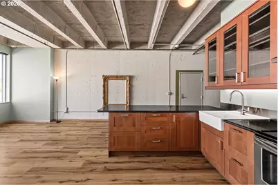 900 NE 81st Ave #207, Portland, OR 97213 - Photo 9