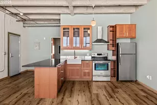 900 NE 81st Ave, Portland, OR 97213 - Photo 7