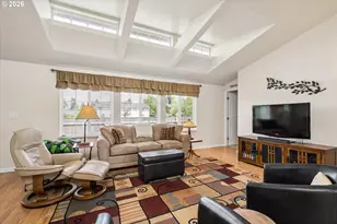 4055 Royal Ave, Eugene, OR 97402 - Photo 7