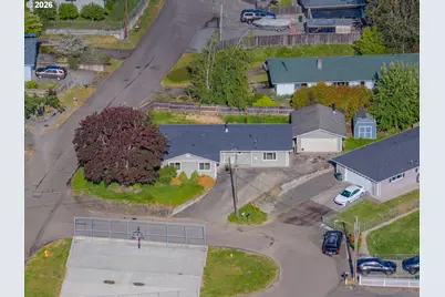 1816 Sunset Ct, Myrtle Point, OR 97458 - Photo 9