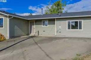 1816 Sunset Ct, Myrtle Point, OR 97458 - Photo 5