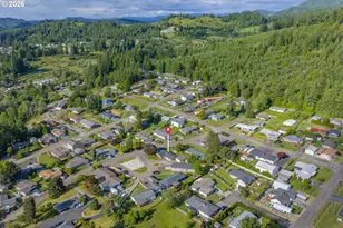 1816 Sunset Ct, Myrtle Point, OR 97458 - Photo 15