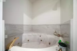 27415 Siuslaw River Rd, Lorane, OR 97451 - Photo 21