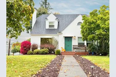 342 W Chapman Ave, Roseburg, OR 97470 - Photo 1
