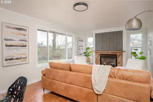 1916 NE 13th Ave, Hillsboro, OR 97124 - Photo 17