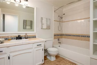 1916 NE 13th Ave, Hillsboro, OR 97124 - Photo 29