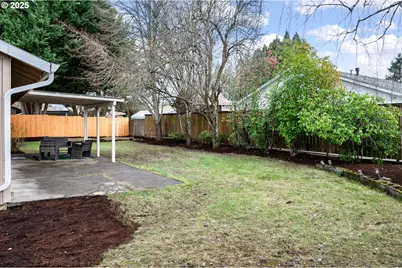 1916 NE 13th Ave, Hillsboro, OR 97124 - Photo 33