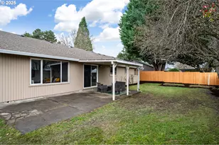 1916 NE 13th Ave, Hillsboro, OR 97124 - Photo 35