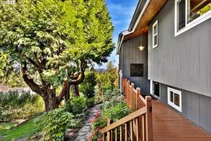 1658 Fircrest Dr, Lake Oswego, OR 97034 - Photo 3