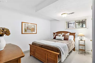 1658 Fircrest Dr, Lake Oswego, OR 97034 - Photo 35