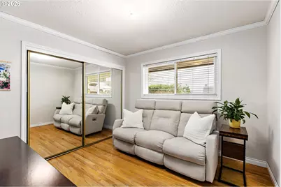 1658 Fircrest Dr, Lake Oswego, OR 97034 - Photo 29