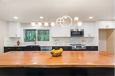 22420 S Parrot Creek Rd, Oregon City, OR 97045 - Photo 9