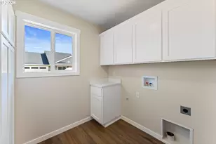 2812 SW Elmer Nelson Ln, Grants Pass, OR 97527 - Photo 17