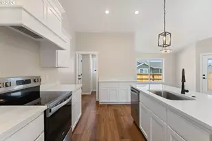 2812 SW Elmer Nelson Ln, Grants Pass, OR 97527 - Photo 5