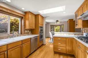 1203 Bexhill St, West Linn, OR 97068 - Photo 11