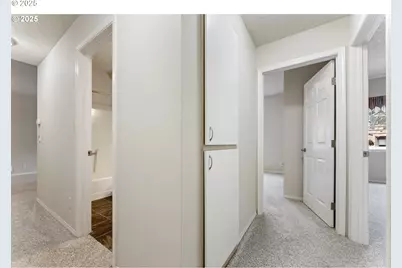 4320 S Corbett Ave #202, Portland, OR 97239 - Photo 3