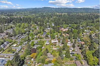 7640 SW 67th Ave, Portland, OR 97223 - Photo 13