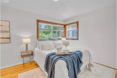 11810 NE Siskiyou St, Portland, OR 97220 - Photo 11