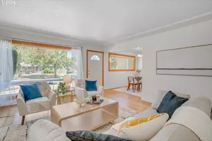 11810 NE Siskiyou St, Portland, OR 97220 - Photo 3