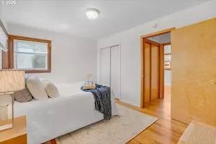 11810 NE Siskiyou St, Portland, OR 97220 - Photo 33