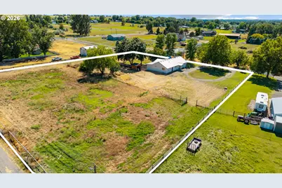 80125 Banks Ln, Hermiston, OR 97838 - Photo 7