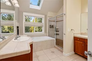 2133 SW Arnold St, Portland, OR 97219 - Photo 25