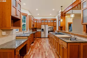 2133 SW Arnold St, Portland, OR 97219 - Photo 15