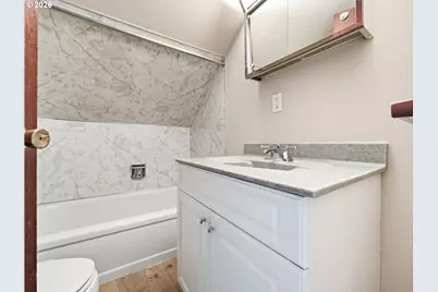 5755 Childs Rd, Lake Oswego, OR 97035 - Photo 27