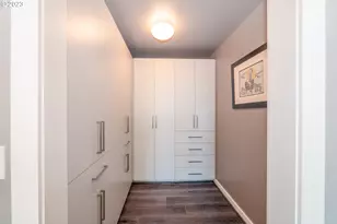 1900 S River Dr, Portland, OR 97201 - Photo 9