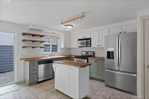 1255 NW Trail Ave, Portland, OR 97229 - Photo 11