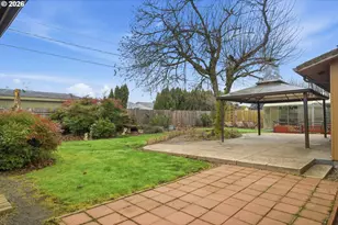 2555 15th St, Springfield, OR 97477 - Photo 37