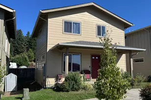 950 Arthur Ave, Cottage Grove, OR 97424 - Photo 25