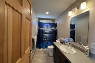 950 Arthur Ave, Cottage Grove, OR 97424 - Photo 17