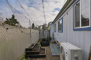 4550 NE Cully Blvd, Portland, OR 97218 - Photo 33