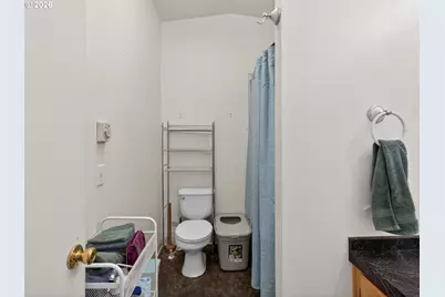 4550 NE Cully Blvd, Portland, OR 97218 - Photo 27