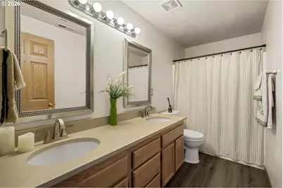 2687 NE 2nd Dr, Hillsboro, OR 97124 - Photo 25