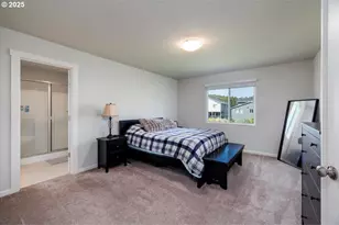 15556 SE Flavel St, Portland, OR 97236 - Photo 23