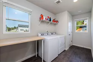 15556 SE Flavel St, Portland, OR 97236 - Photo 33